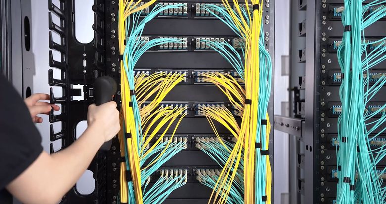 系统集成企业多软件对接大屏可视化开发集中展示调试
